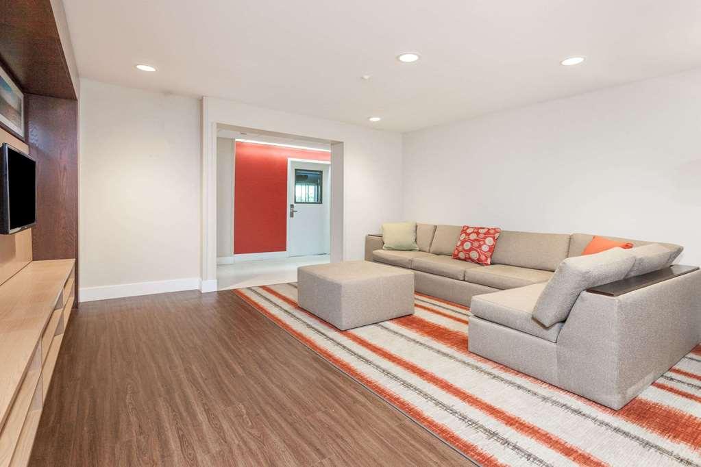 Mainstay Suites Detroit Auburn Hills Interno foto