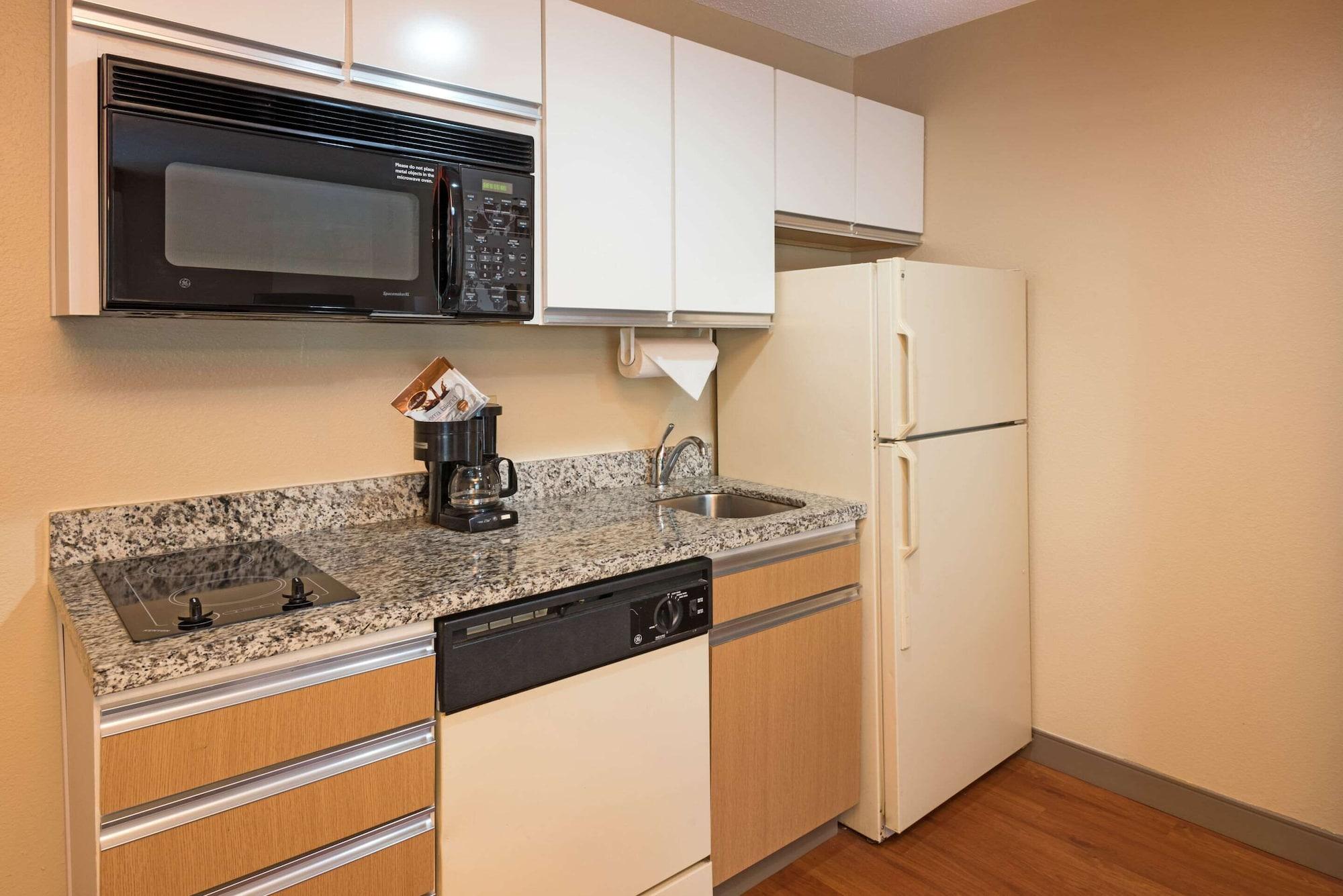 Mainstay Suites Detroit Auburn Hills Esterno foto