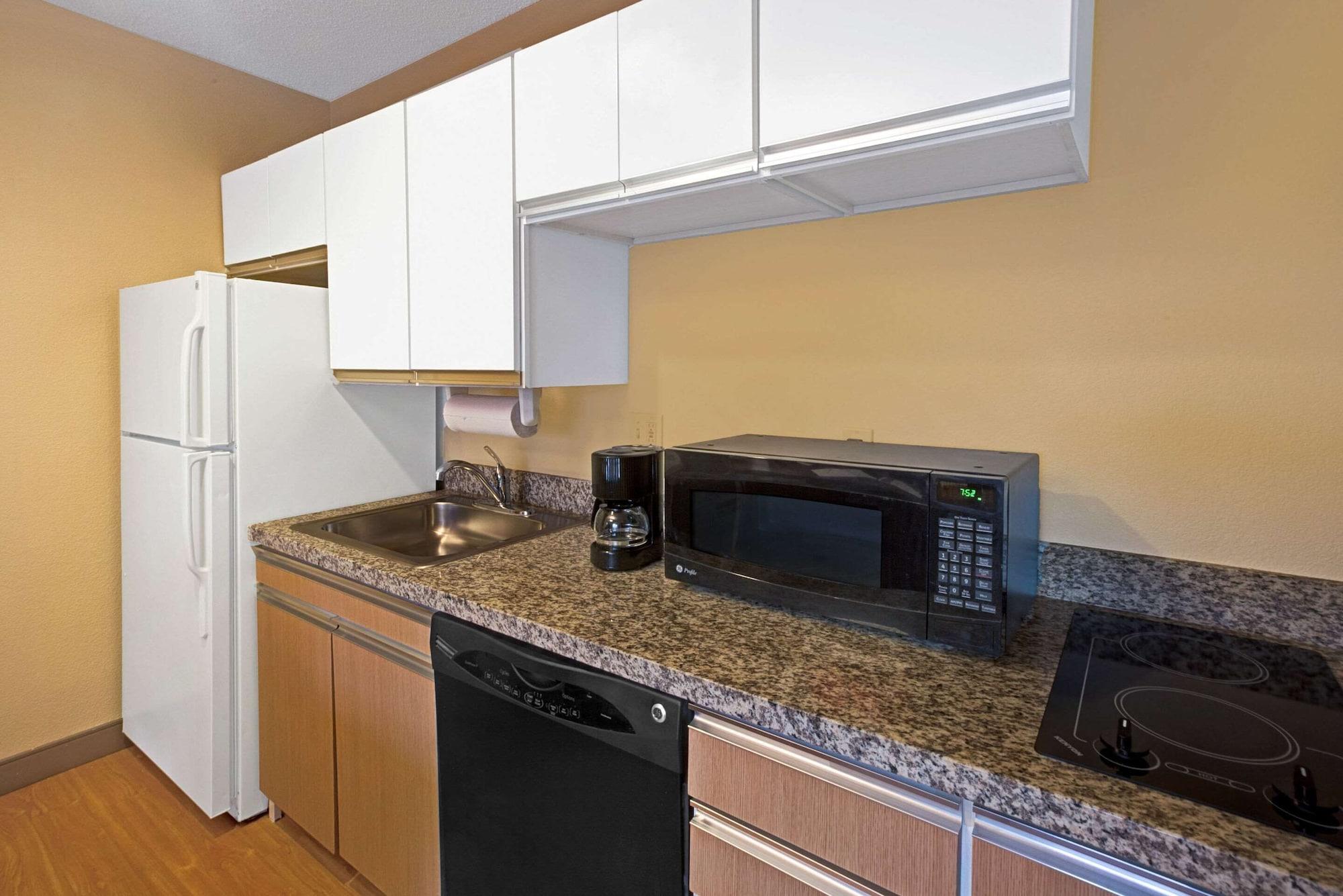 Mainstay Suites Detroit Auburn Hills Esterno foto