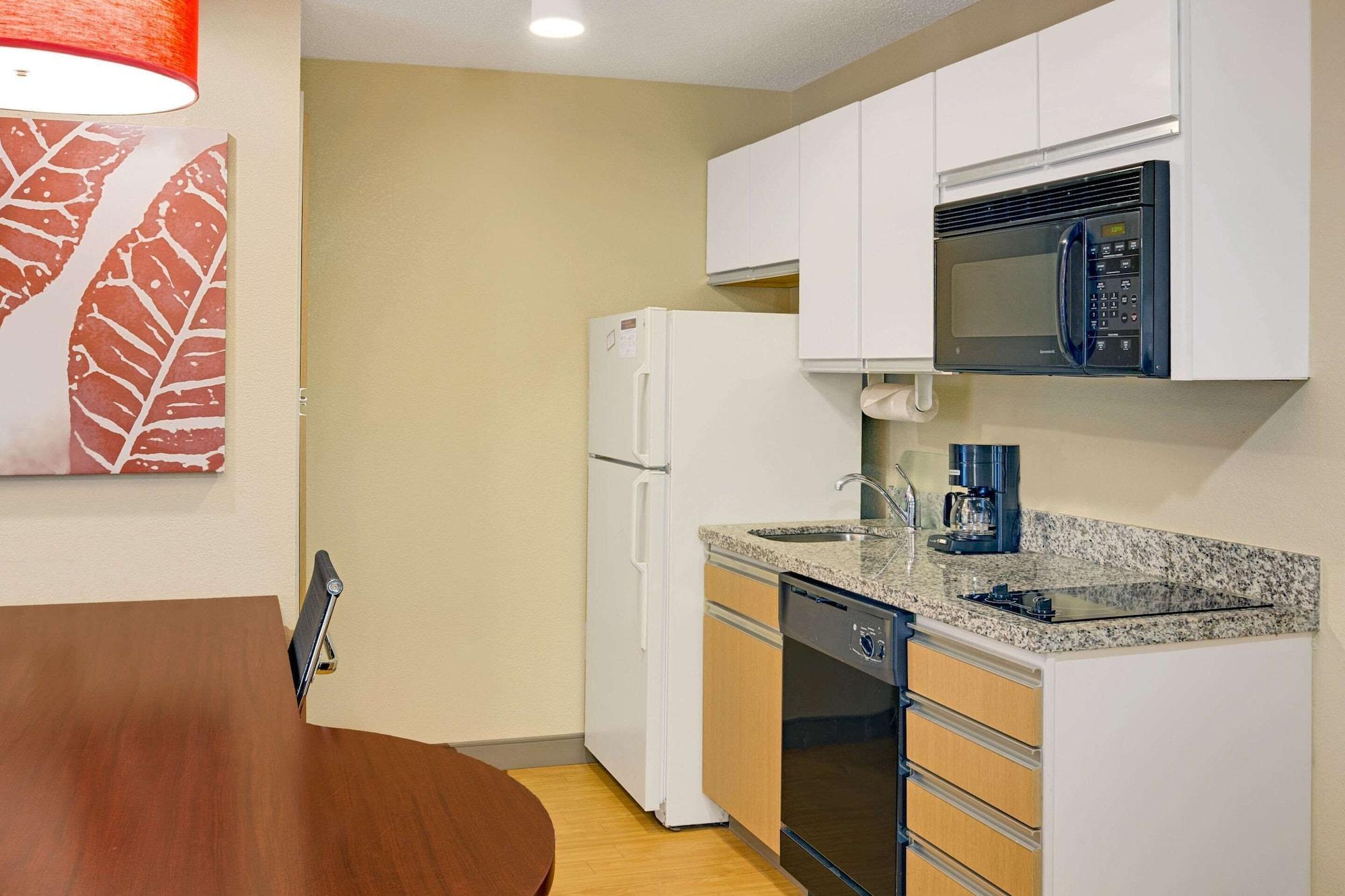 Mainstay Suites Detroit Auburn Hills Esterno foto