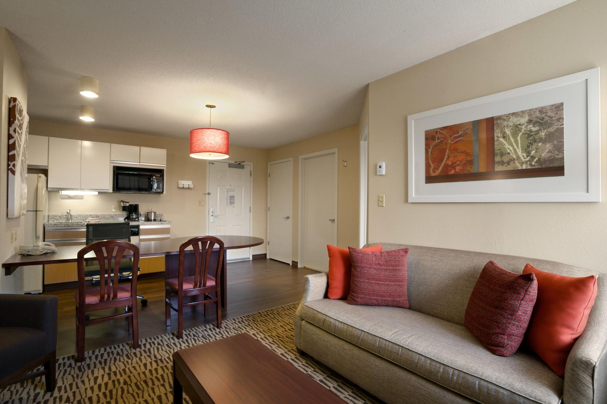 Mainstay Suites Detroit Auburn Hills Esterno foto