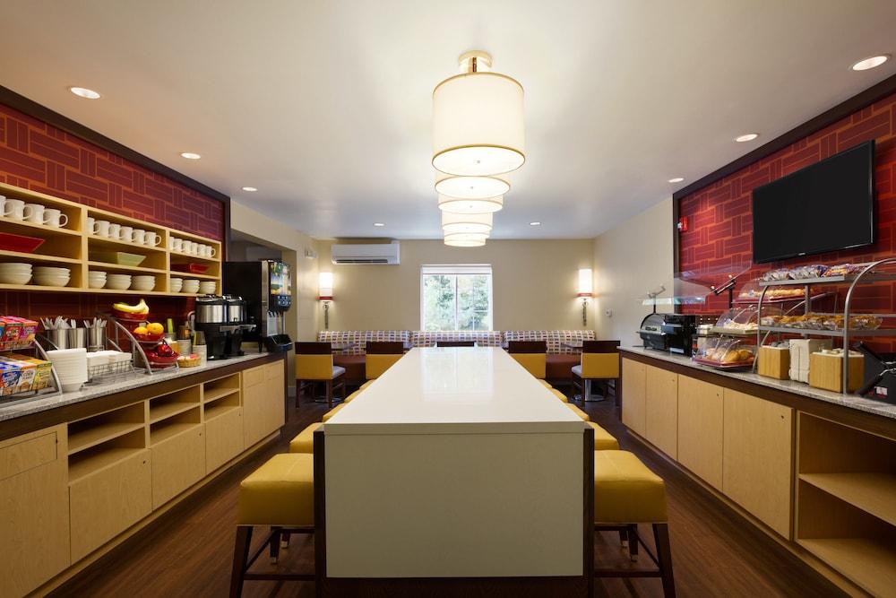 Mainstay Suites Detroit Auburn Hills Esterno foto