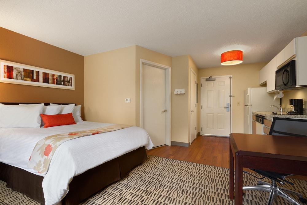 Mainstay Suites Detroit Auburn Hills Esterno foto