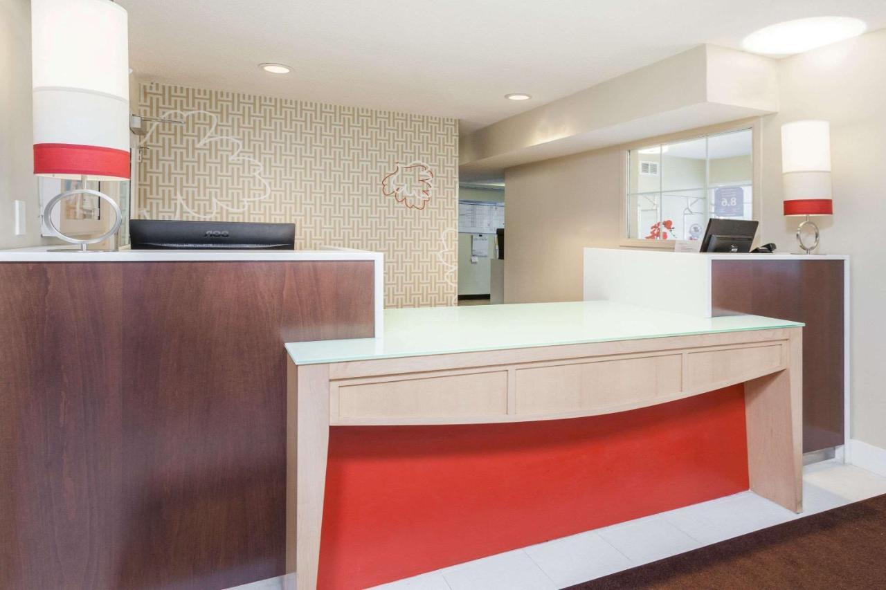 Mainstay Suites Detroit Auburn Hills Esterno foto